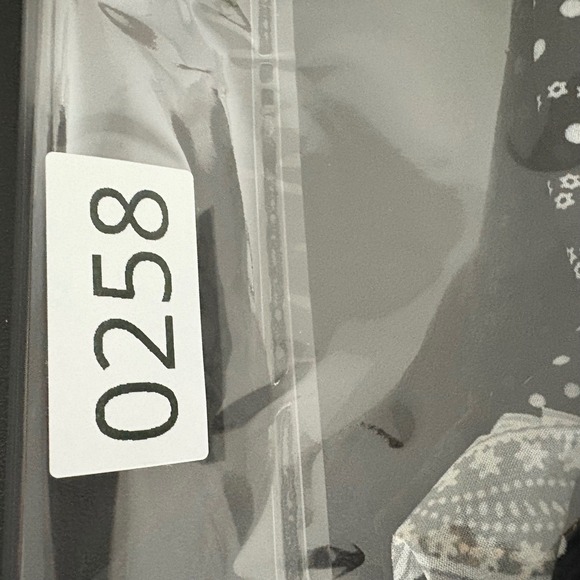 Croft & Barrow Sheer Woman Black White Paisley Dot Short Sleeve Button Up 3X - Picture 6 of 7